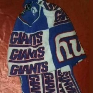 Giants hat n scarf set